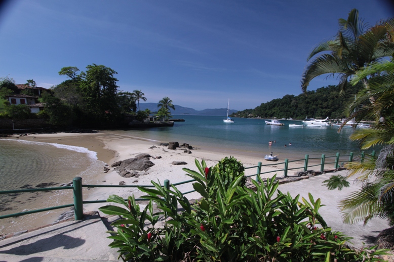 Saiba tudo sobre o paraíso do turismo náutico chamado Angra dos Reis